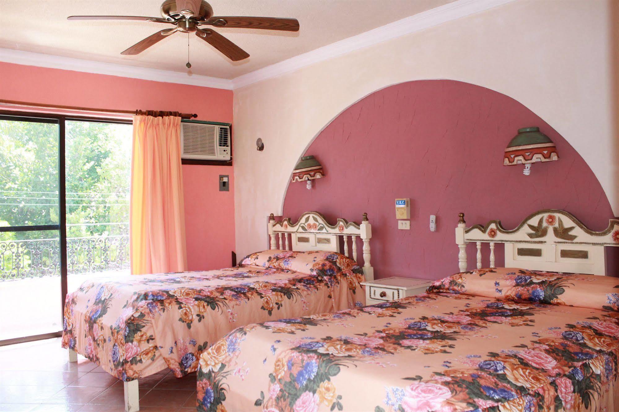 Maria Del Mar Hotel 3*